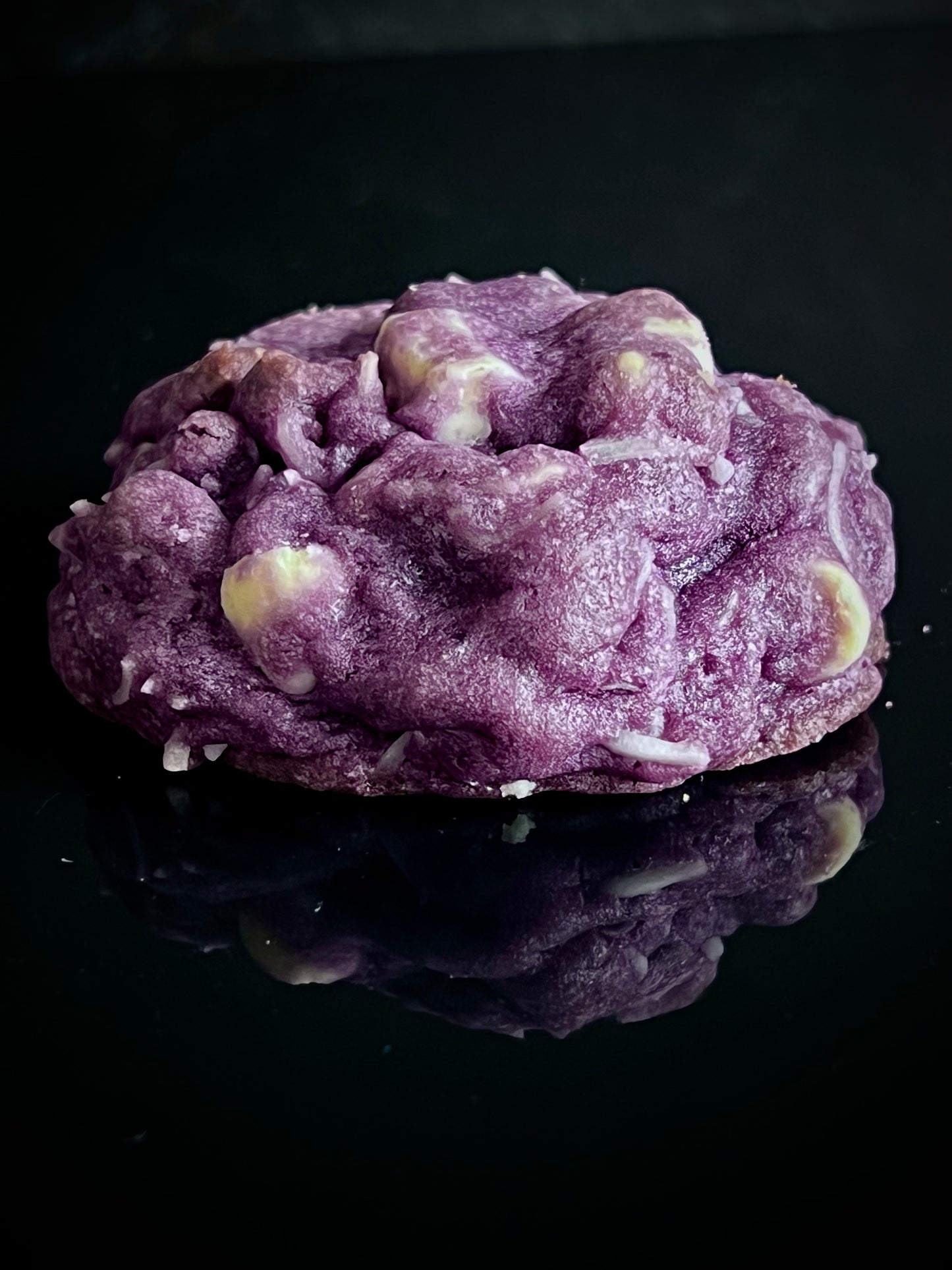 White chocolate Ube with Coconut Cookie